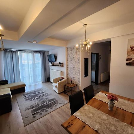 Morii Lake Apartment Bukarest Exteriör bild